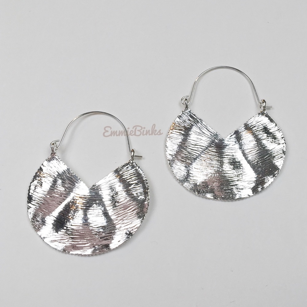 ✨3for$38  New Zara Textured Semicircle Hoop Earrings - Picture 5 of 16